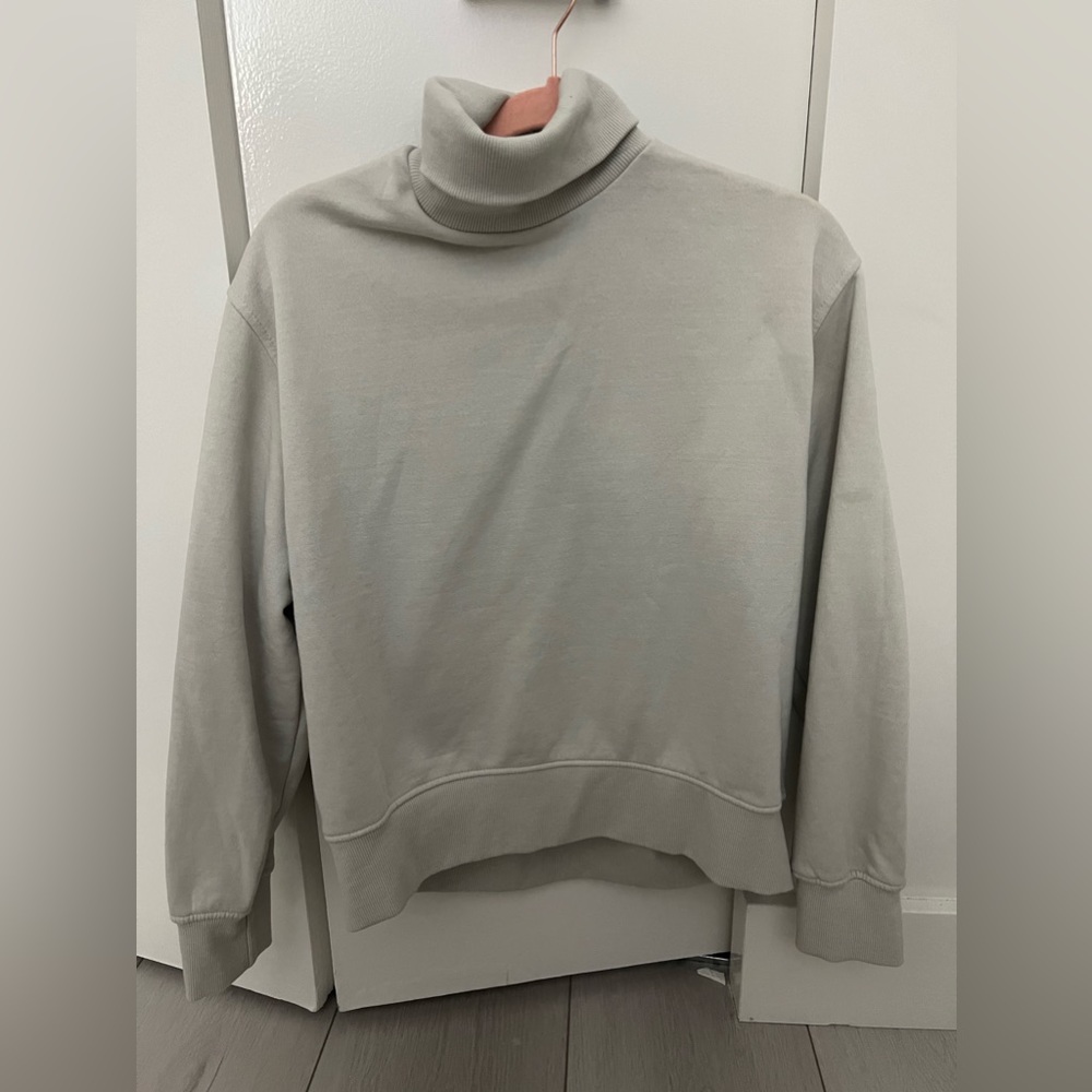 Zara Turtle Neck Pullover